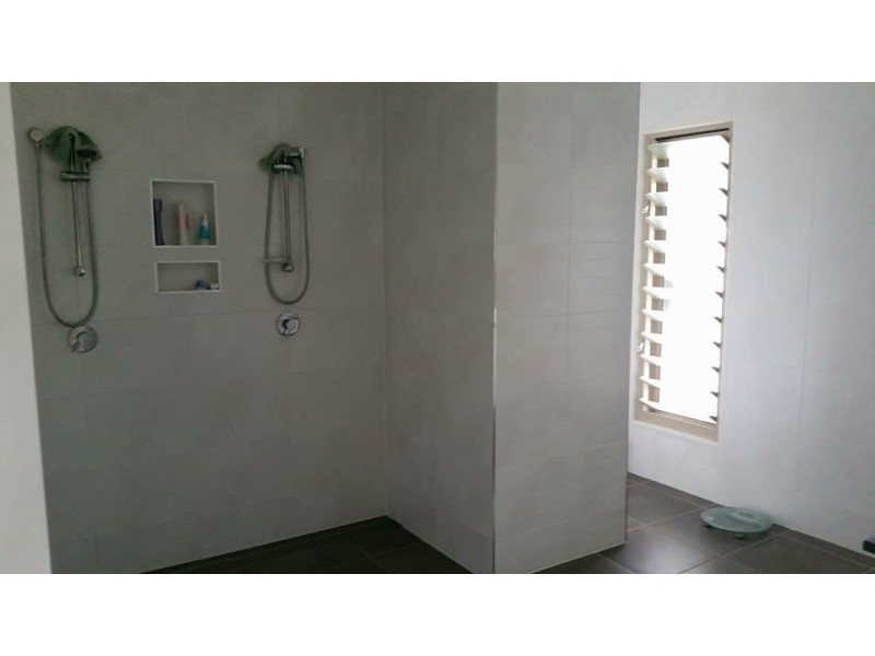 1 Vinery Place, King Scrub QLD 4521