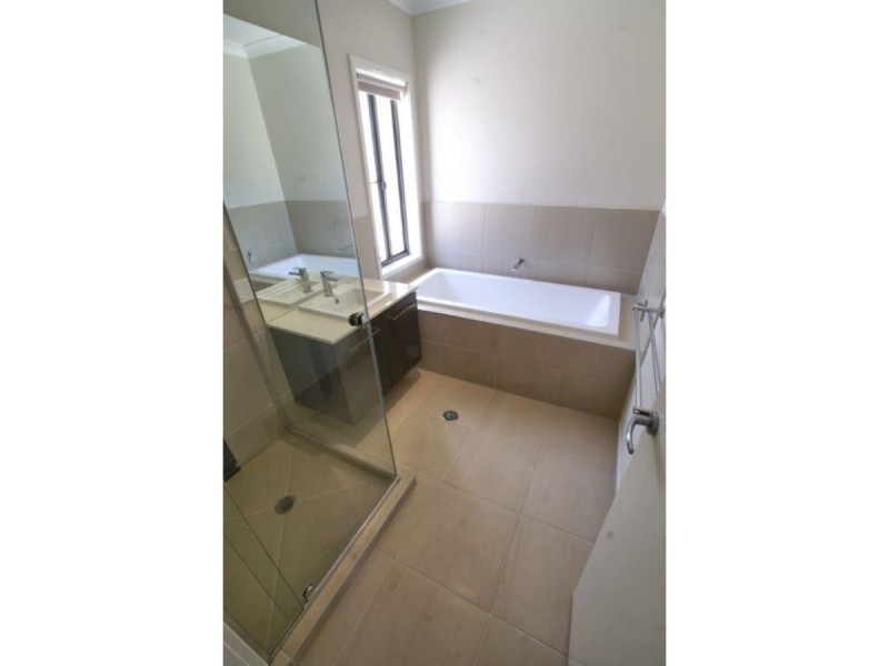 12 Dreyfus Place, Burpengary QLD 4505