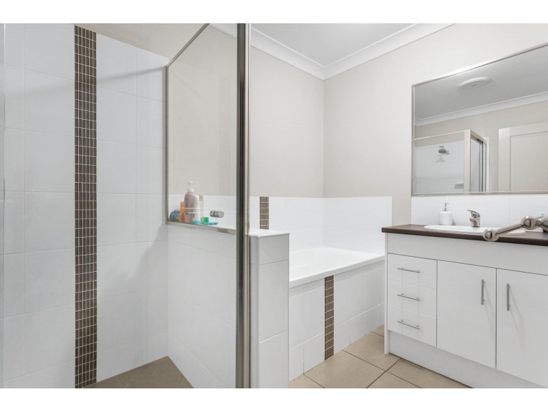 8A Steamview Court, Burpengary QLD 4505