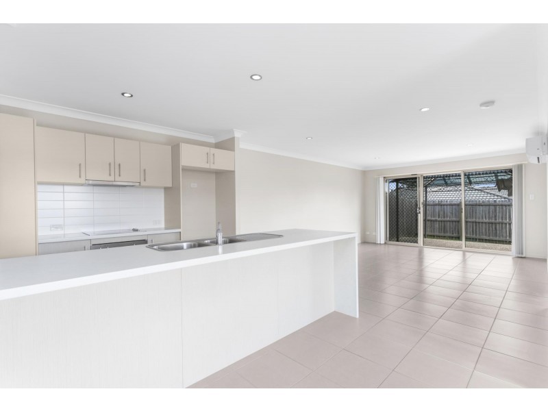 8B Steamview Court, Burpengary QLD 4505