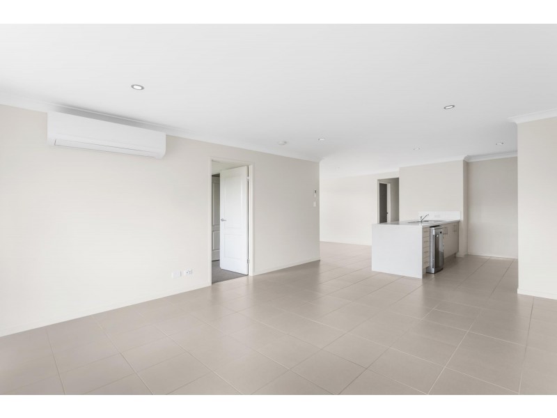 8B Steamview Court, Burpengary QLD 4505