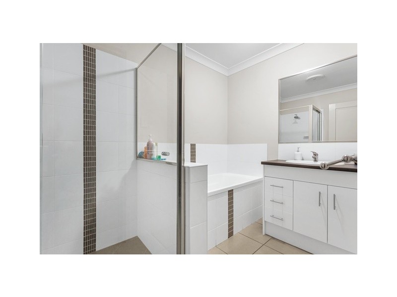8A Steamview Court, Burpengary QLD 4505