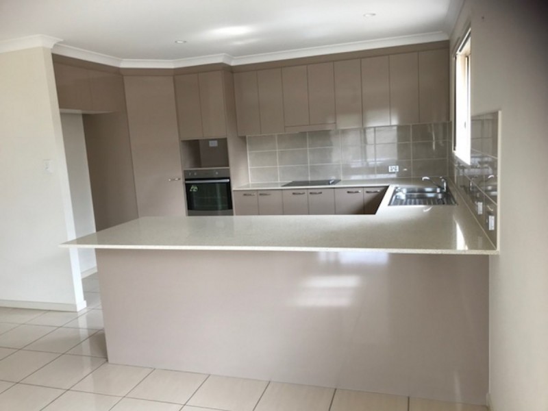 7 Stately Crescent, Narangba QLD 4504