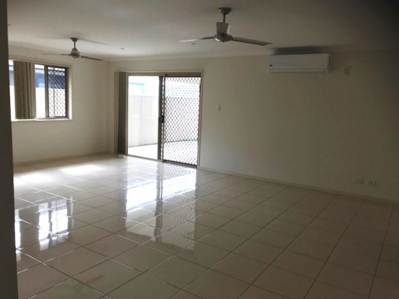 7 Stately Crescent, Narangba QLD 4504