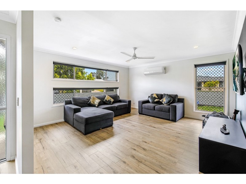 38-40 Peacherine Circuit, Bellmere QLD 4510