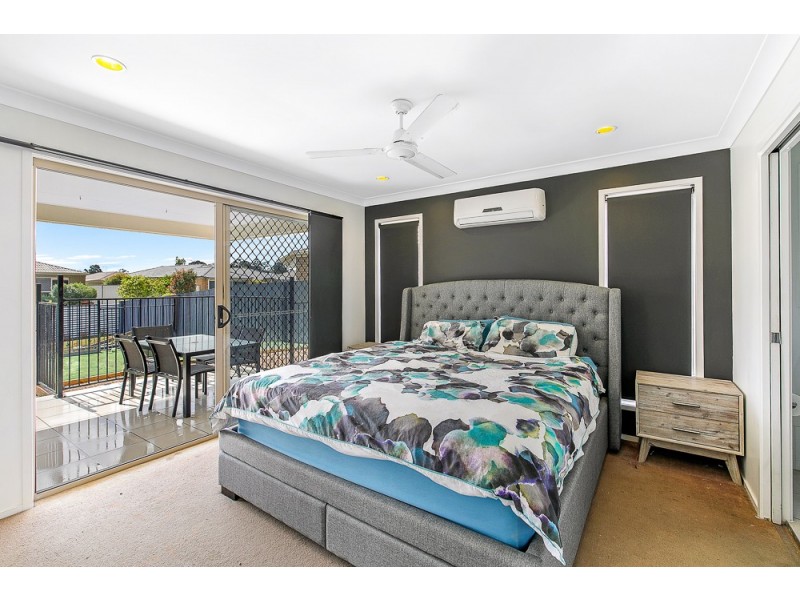 38-40 Peacherine Circuit, Bellmere QLD 4510