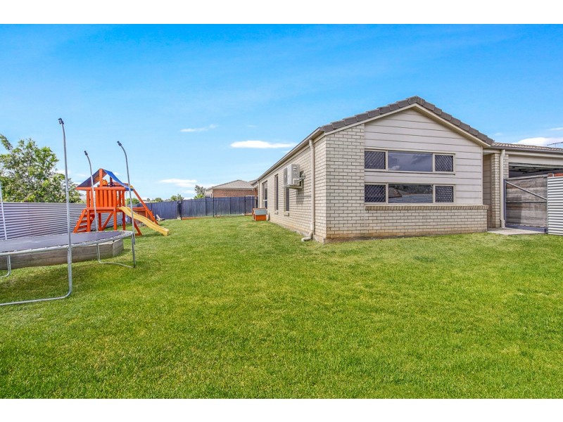 38-40 Peacherine Circuit, Bellmere QLD 4510