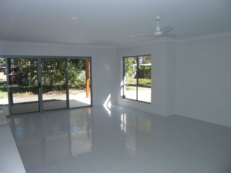 1 COOLENDEL  COURT, Burpengary QLD 4505