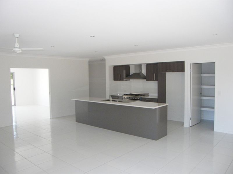 1 COOLENDEL  COURT, Burpengary QLD 4505