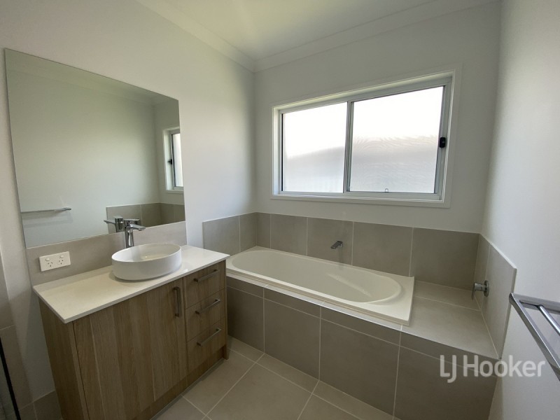 13 Elanus Court, Banksia Beach QLD 4507