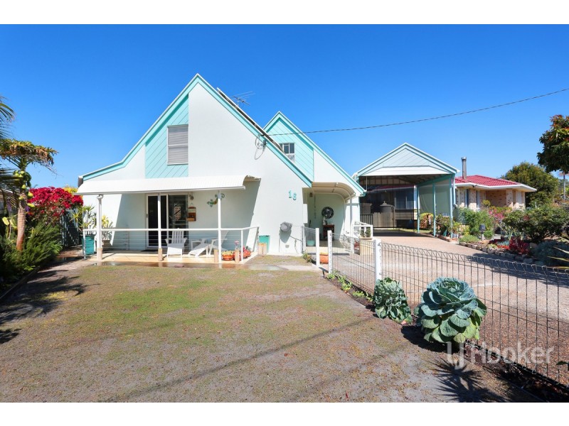 16 Eighth Avenue, Woorim QLD 4507