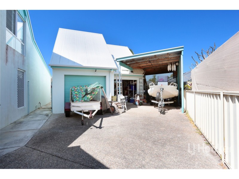 16 Eighth Avenue, Woorim QLD 4507