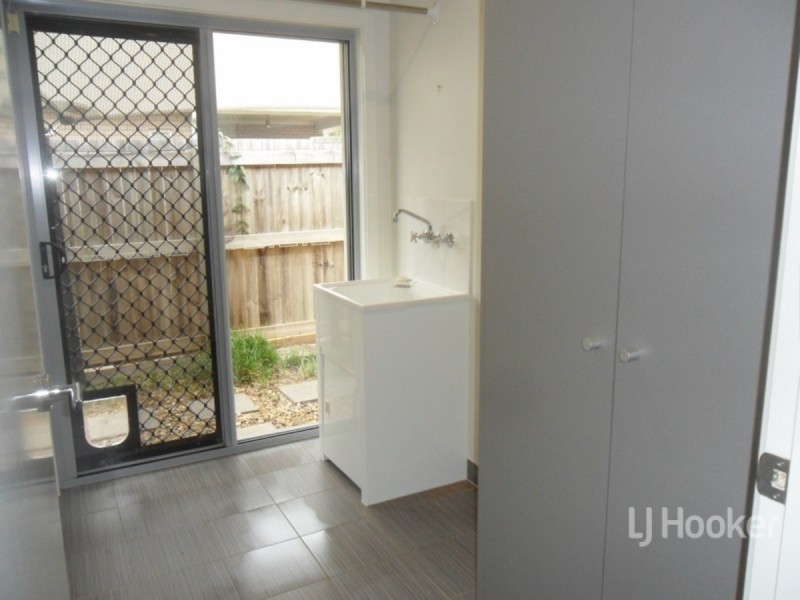 6 Riverstone Street, Ningi QLD 4511