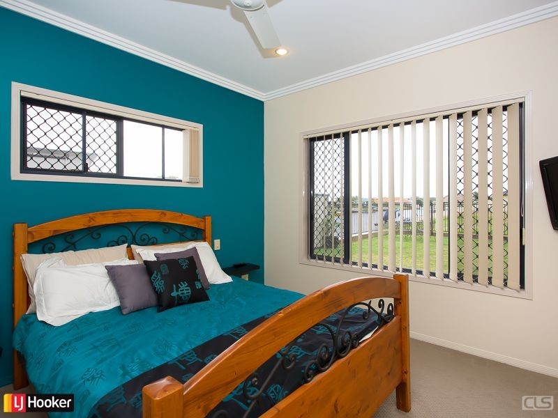 36 Barklya Crescent, Bribie Island QLD 4507