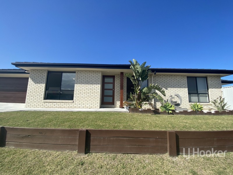 8 Lungfish Circuit, Bongaree QLD 4507