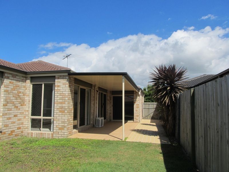39 Eimeo Place, Sandstone Point QLD 4511