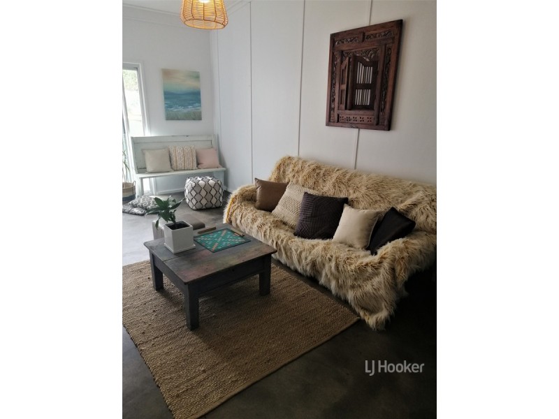 11 Beagle Avenue, Banksia Beach QLD 4507
