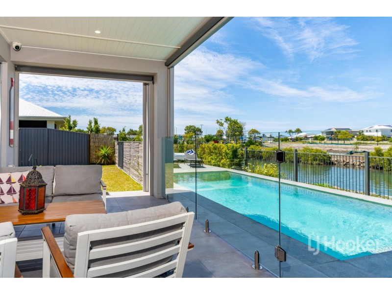 98 Seaside Drive, Banksia Beach QLD 4507