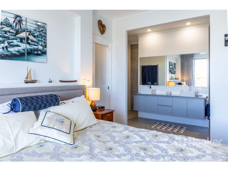 98 Seaside Drive, Banksia Beach QLD 4507