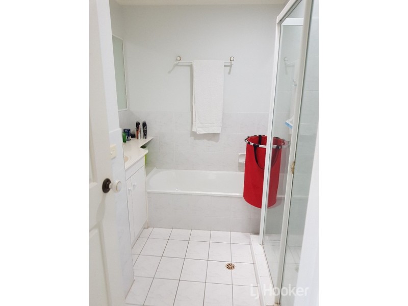 14/18 Spinnaker Quay, Sandstone Point QLD 4511