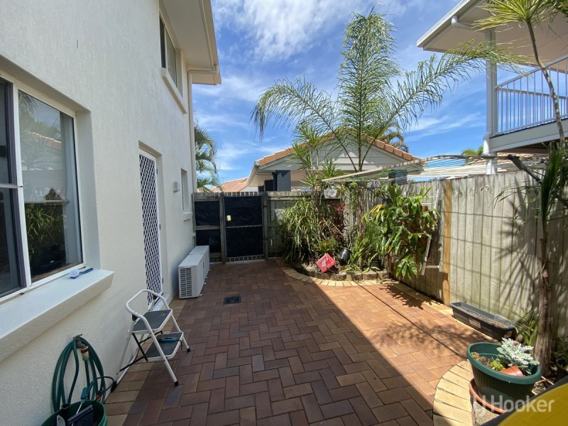 14/18 Spinnaker Quay, Sandstone Point QLD 4511