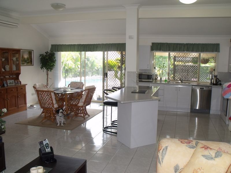 Sandstone Point QLD 4511