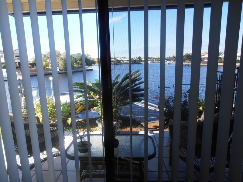 1/27 Bowsprit Crescent, Banksia Beach QLD 4507