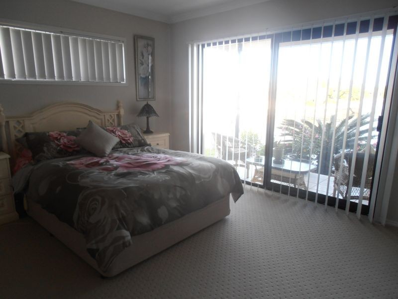 1/27 Bowsprit Crescent, Banksia Beach QLD 4507