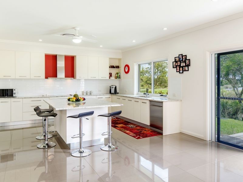 40 Vanillalily Close, Banksia Beach QLD 4507