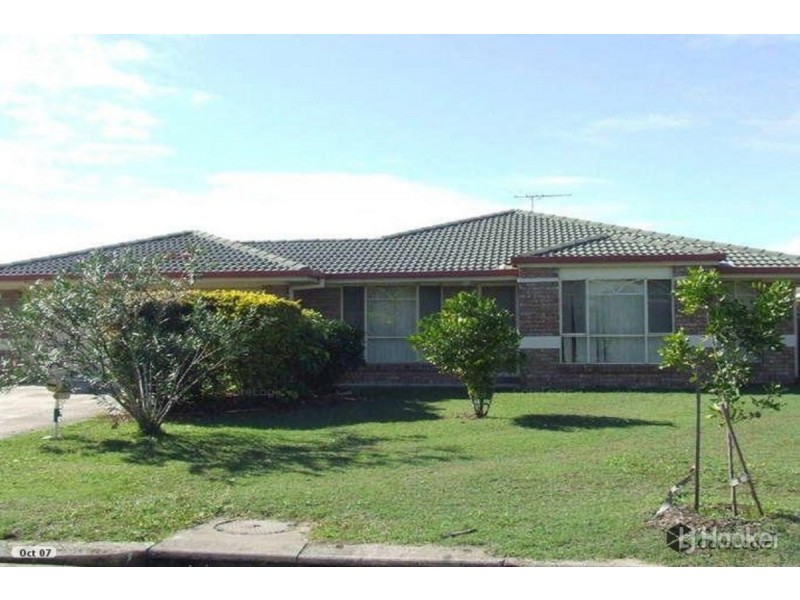 10 Bream Court, Sandstone Point QLD 4511