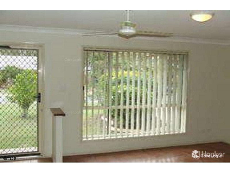 10 Bream Court, Sandstone Point QLD 4511