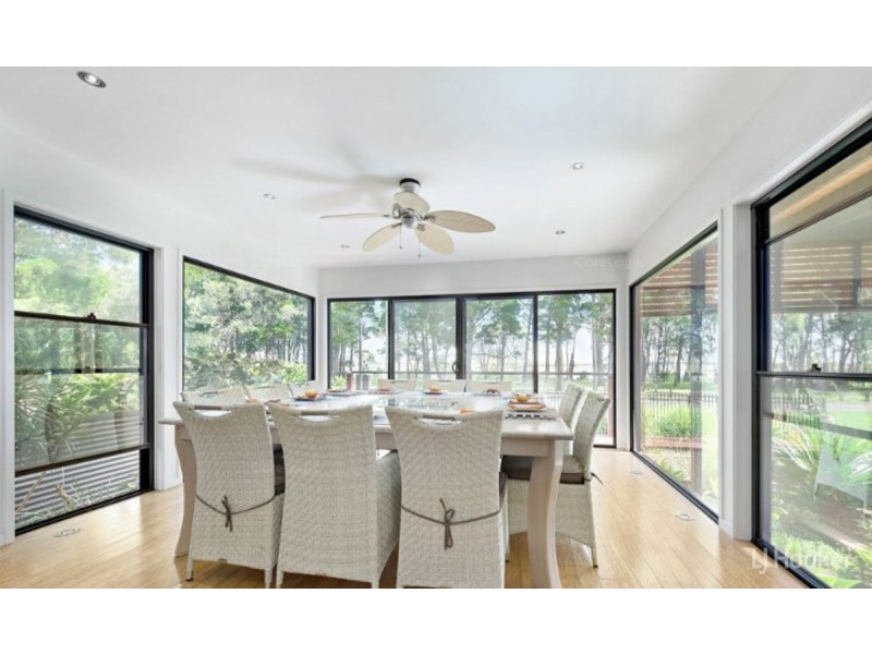 54 White Patch Esplanade, White Patch QLD 4507