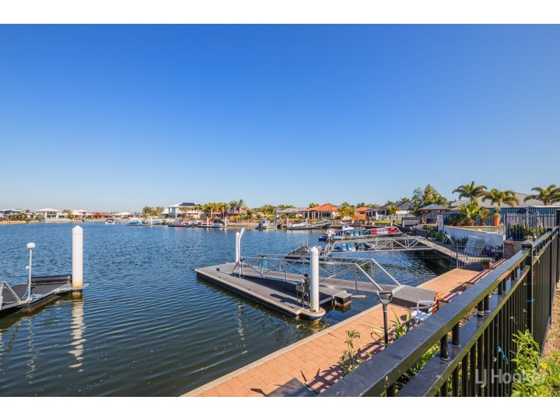 43 Voyagers Drive, Banksia Beach QLD 4507