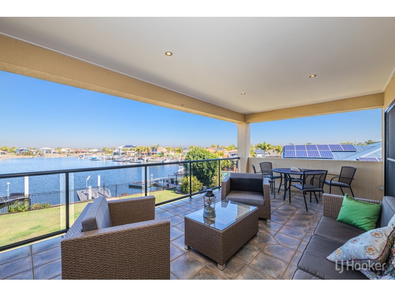 43 Voyagers Drive, Banksia Beach QLD 4507