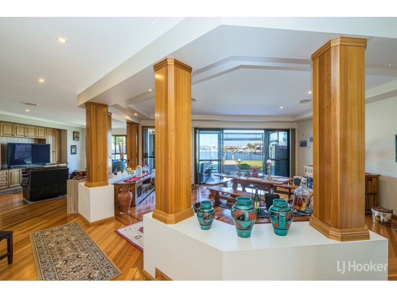 43 Voyagers Drive, Banksia Beach QLD 4507