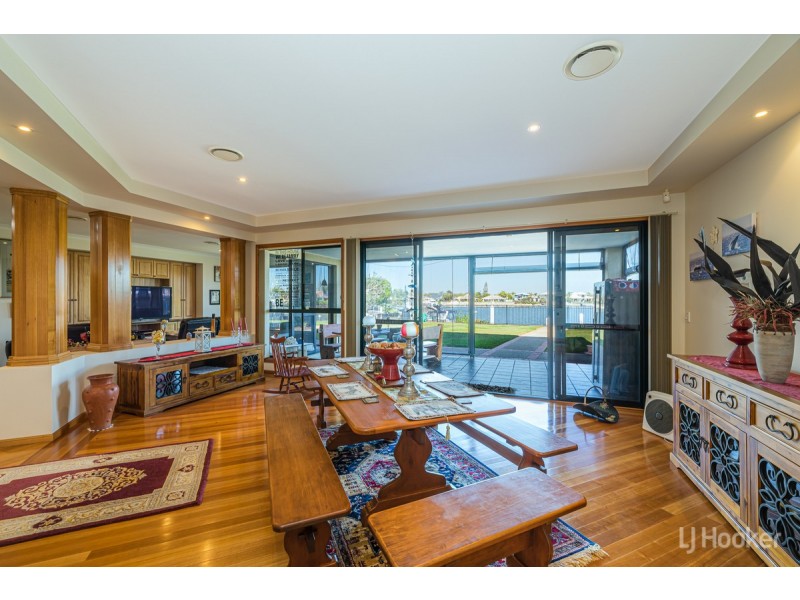 43 Voyagers Drive, Banksia Beach QLD 4507