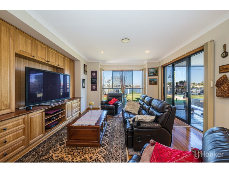 43 Voyagers Drive, Banksia Beach QLD 4507