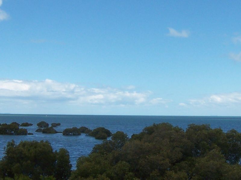 22 Albert Pl, Sandstone Point QLD 4511