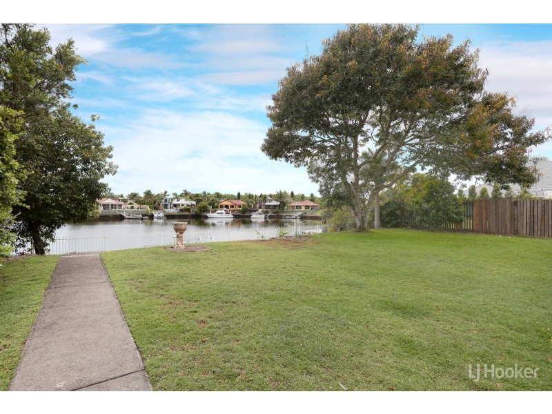 18 Pacific Drive, Banksia Beach QLD 4507