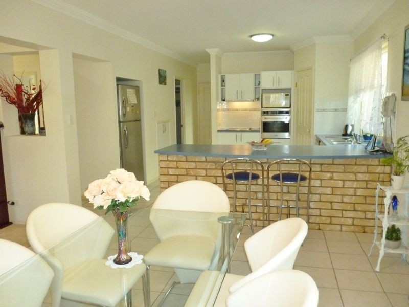 5 Charlotte Avenue, Bongaree QLD 4507