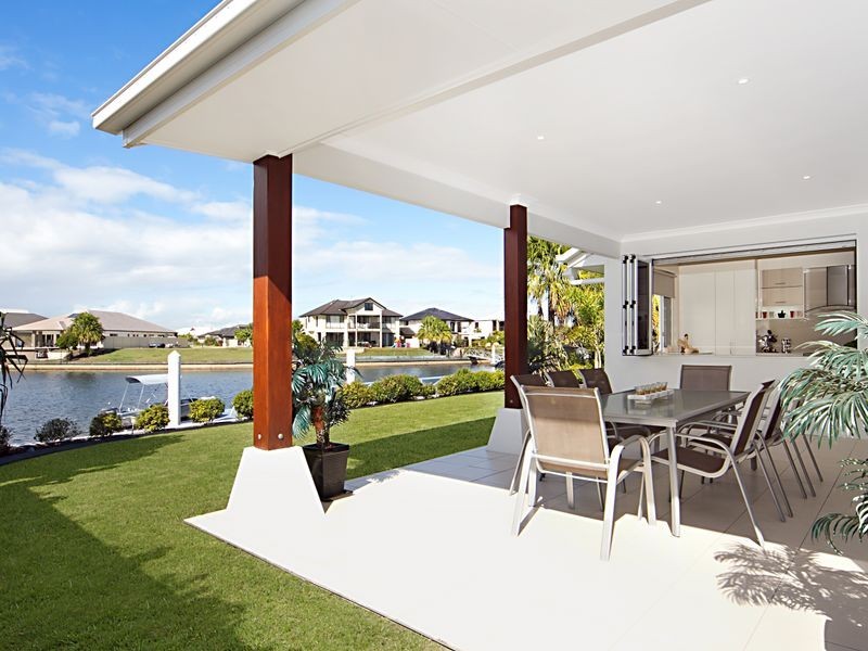 76 Cosmos Avenue, Banksia Beach QLD 4507