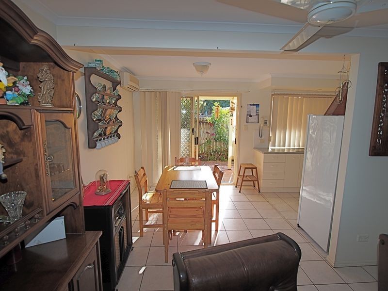 2/20 Kangaroo Avenue, Bribie Island QLD 4507