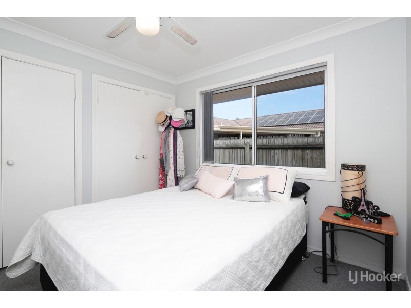 7 Eltham Place, Sandstone Point QLD 4511