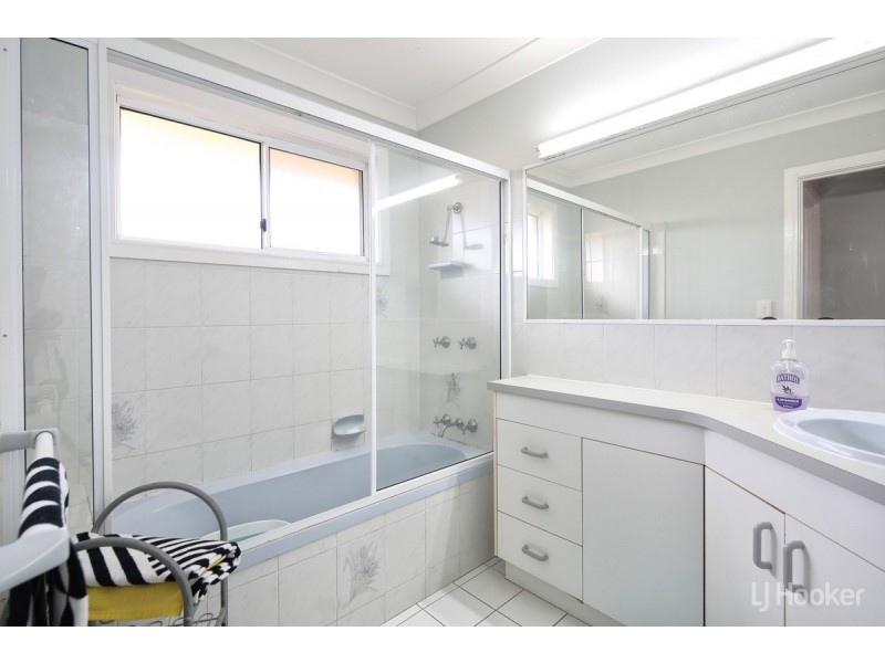 7 Eltham Place, Sandstone Point QLD 4511