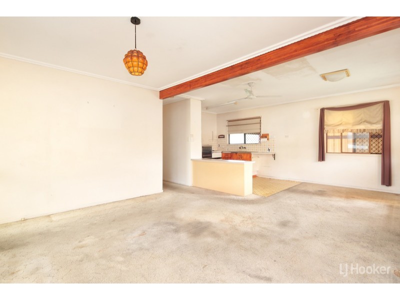 2 Cormorant Street, Bongaree QLD 4507