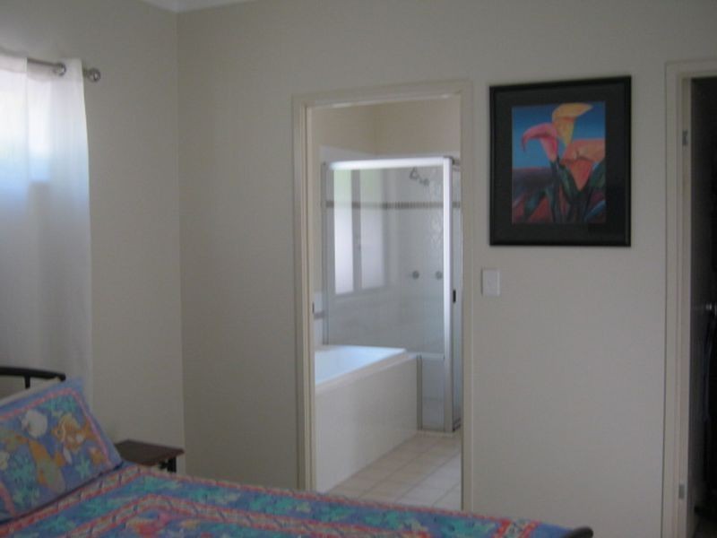 2/74 Marina Boulevard, Banksia Beach QLD 4507