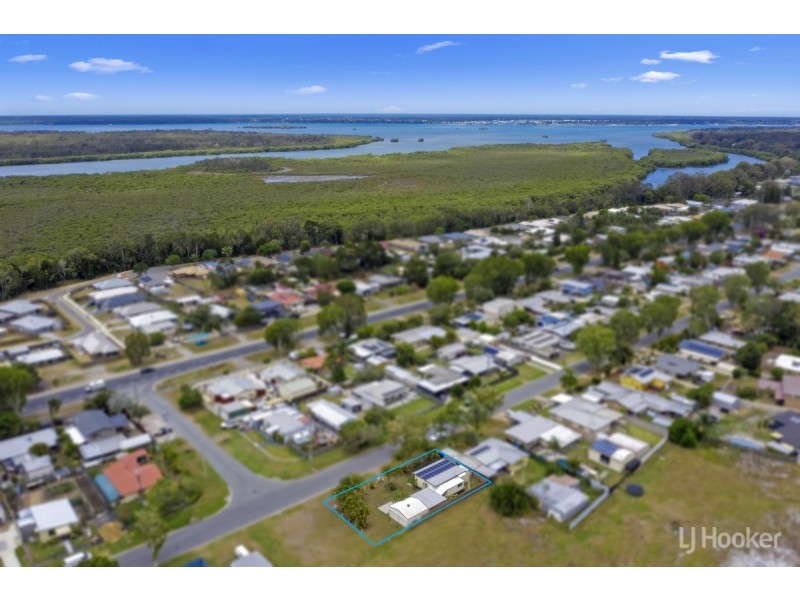 43 Ranald Avenue, Ningi QLD 4511