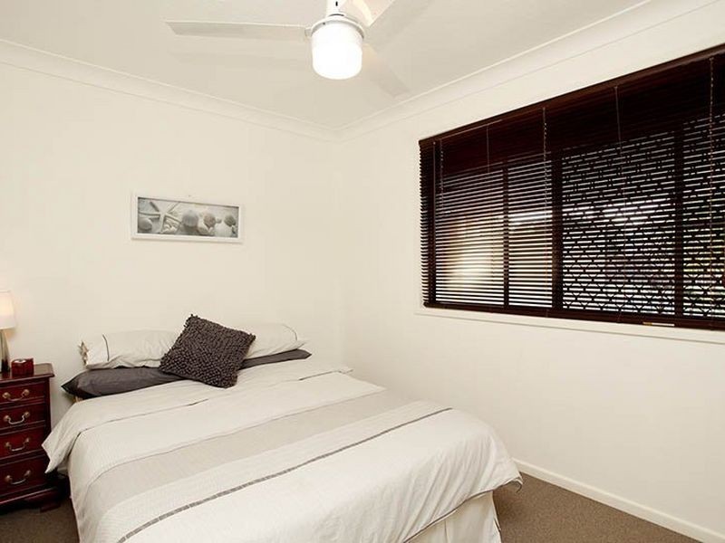 12 Green Street, Bribie Island QLD 4507