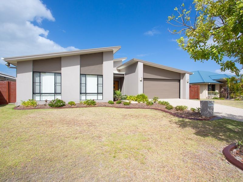 146 Marina Boulevard, Banksia Beach QLD 4507