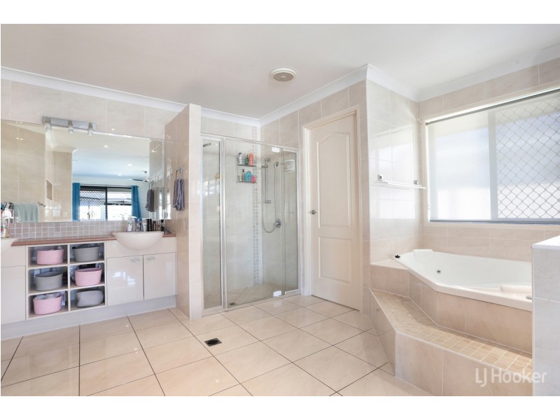 21 Raptor Parade, Banksia Beach QLD 4507